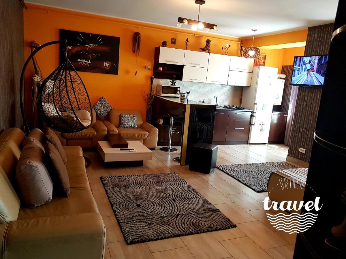Yvo Lioness & Mamaia Nord Apartment นาโวดาริ ภายนอก รูปภาพ